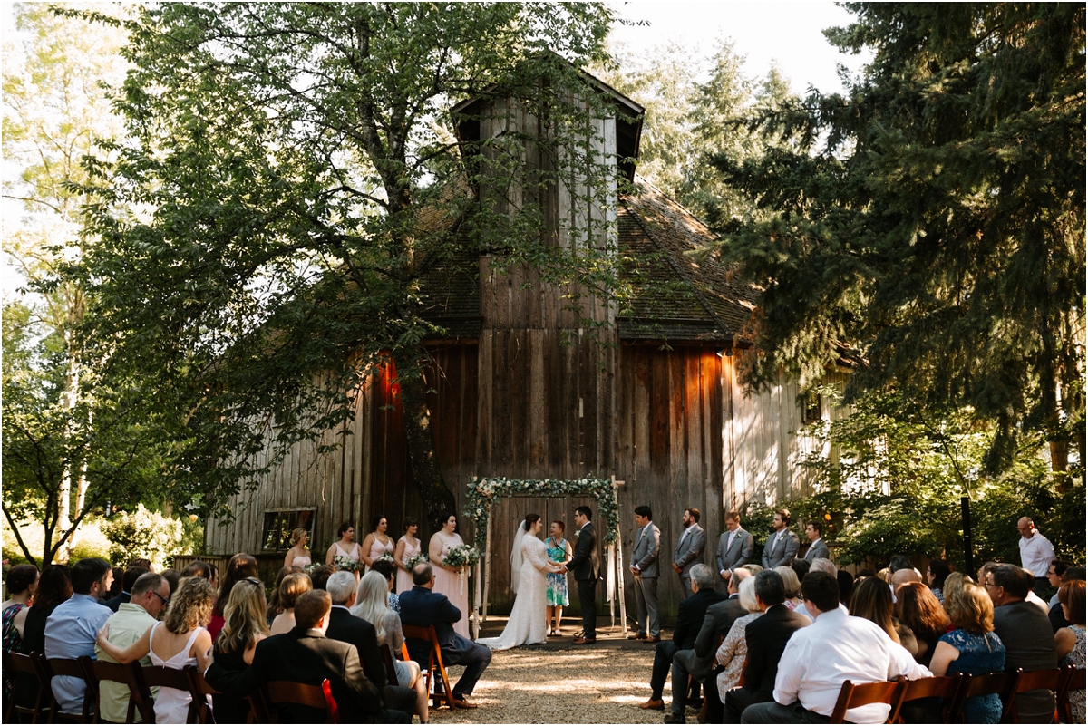 Mcmenamins Cornelius Pass Roadhouse Wedding In The Octagonal Barn